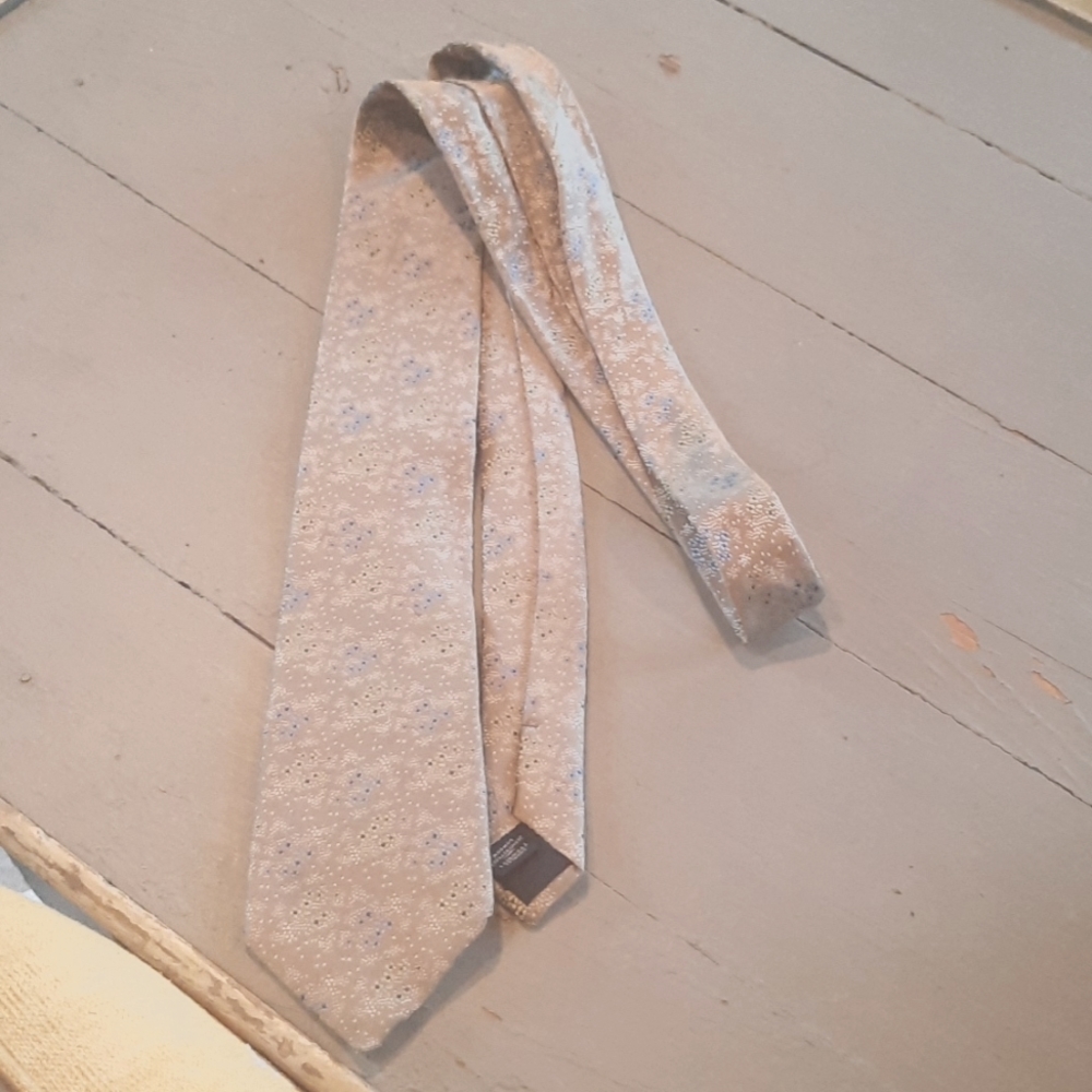 Charles Tyrwhitt Tie